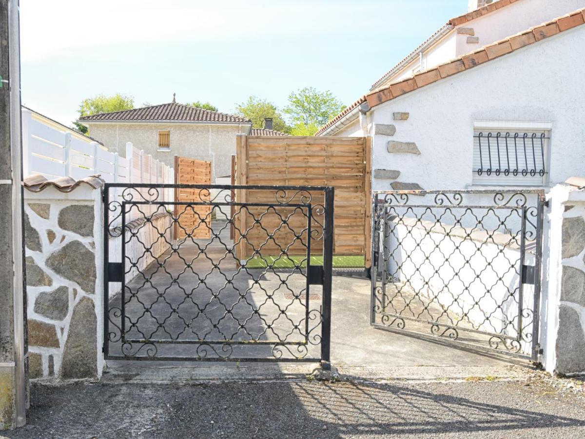 T2 - 28M2 Avec Cour Et Stationnement, Wifi Et Linge Fournis Διαμέρισμα Ανγκουλέμ Εξωτερικό φωτογραφία