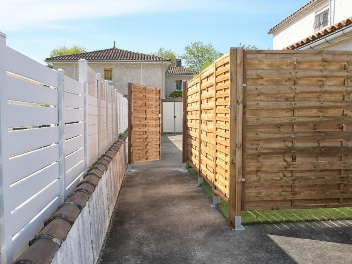 T2 - 28M2 Avec Cour Et Stationnement, Wifi Et Linge Fournis Διαμέρισμα Ανγκουλέμ Εξωτερικό φωτογραφία