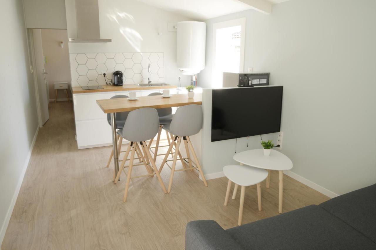 T2 - 28M2 Avec Cour Et Stationnement, Wifi Et Linge Fournis Διαμέρισμα Ανγκουλέμ Εξωτερικό φωτογραφία